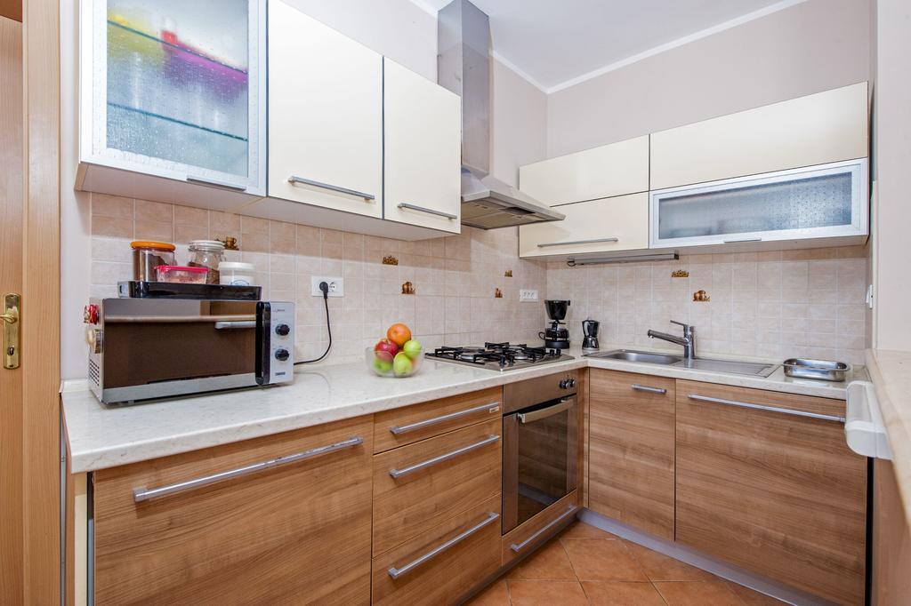 Apartments Karmen Rovinj Exterior photo