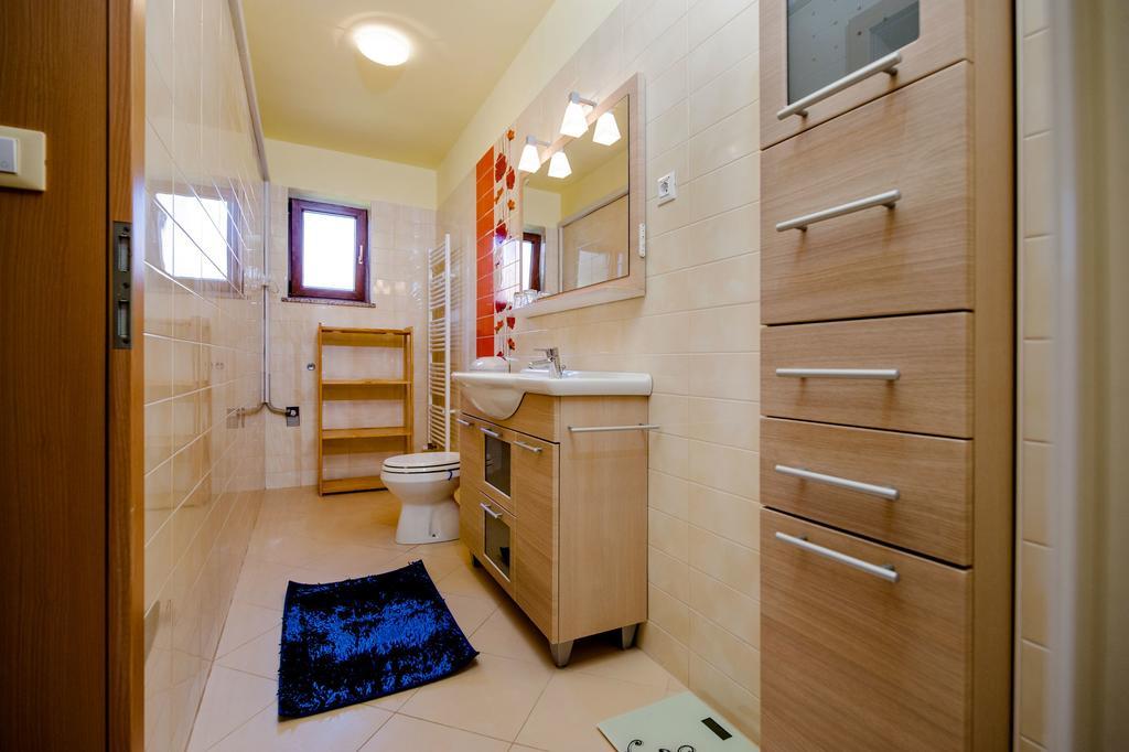 Apartments Karmen Rovinj Exterior photo